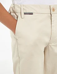 Tommy Hilfiger - 1985 CHINO PANTS - gode sommertilbud - classic beige - 3