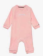 Tommy Hilfiger - BABY CURVED MONOTYPE COVERALL - fleece coveralls - pink crystal - 0