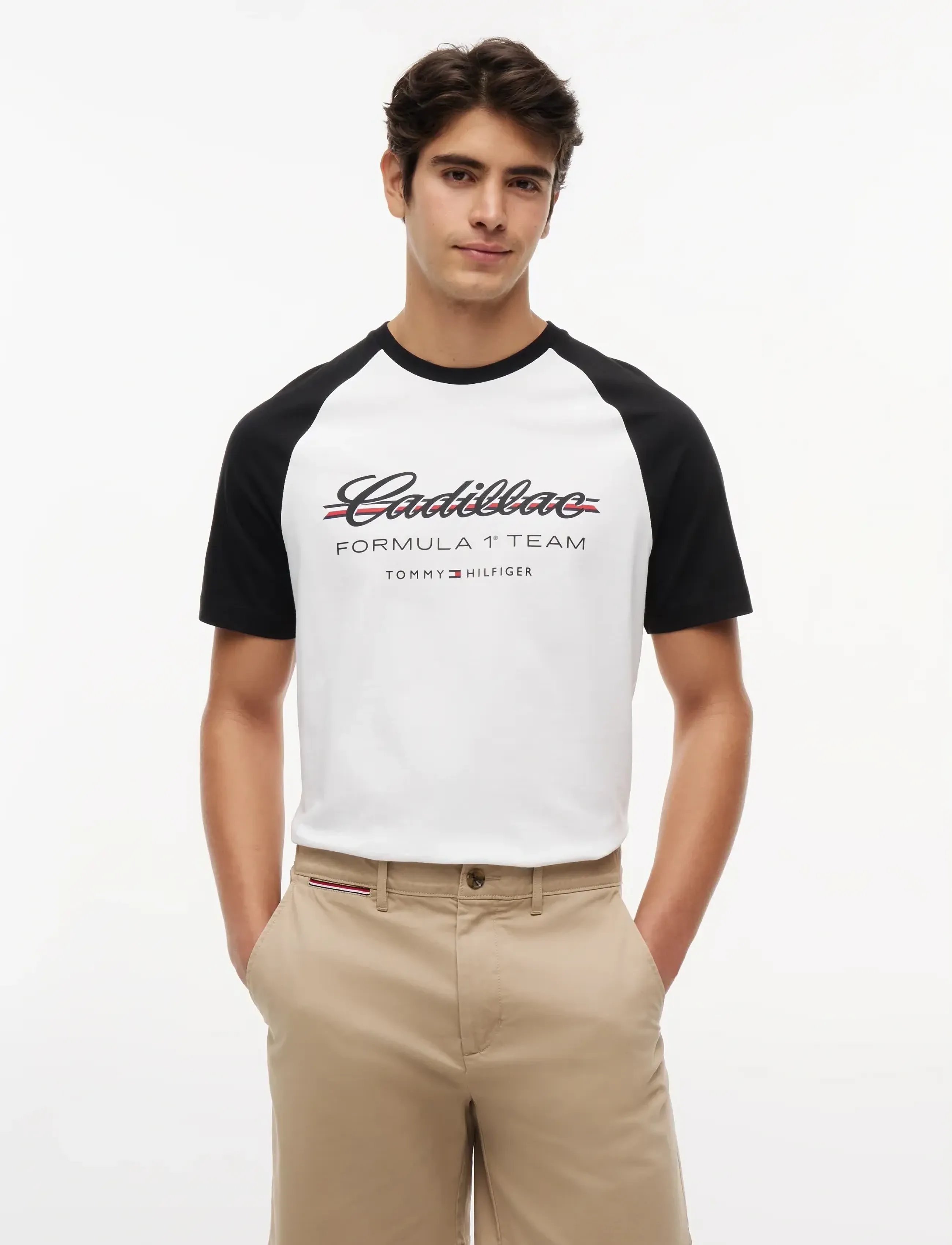 Tommy Hilfiger TH X CF1 SCRIPT RAGLAN TEE - Winter deals - WHITE   BLACK / multi