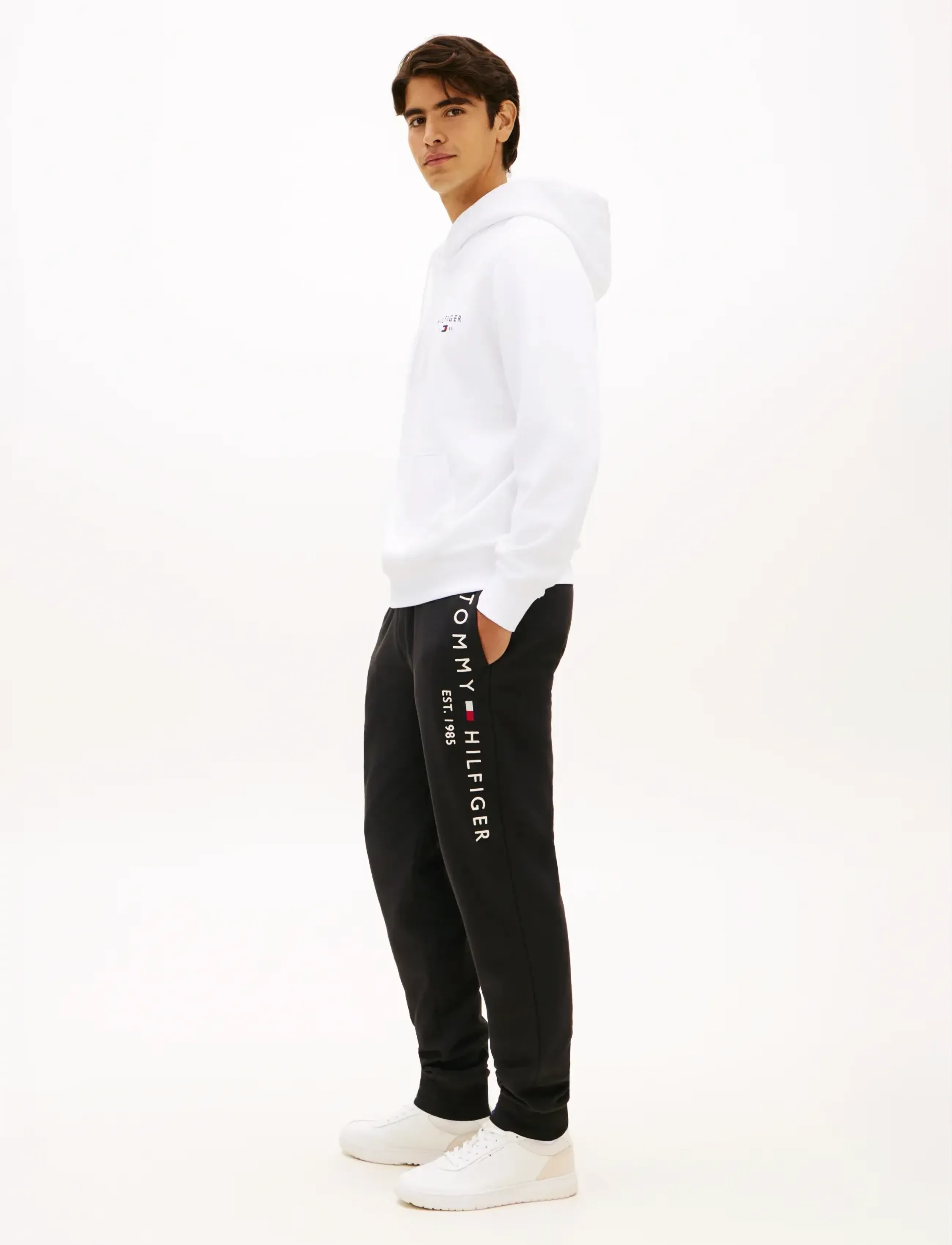 Tommy Hilfiger - TOMMY LOGO SWEATPANTS - jogginghosen - black - 4