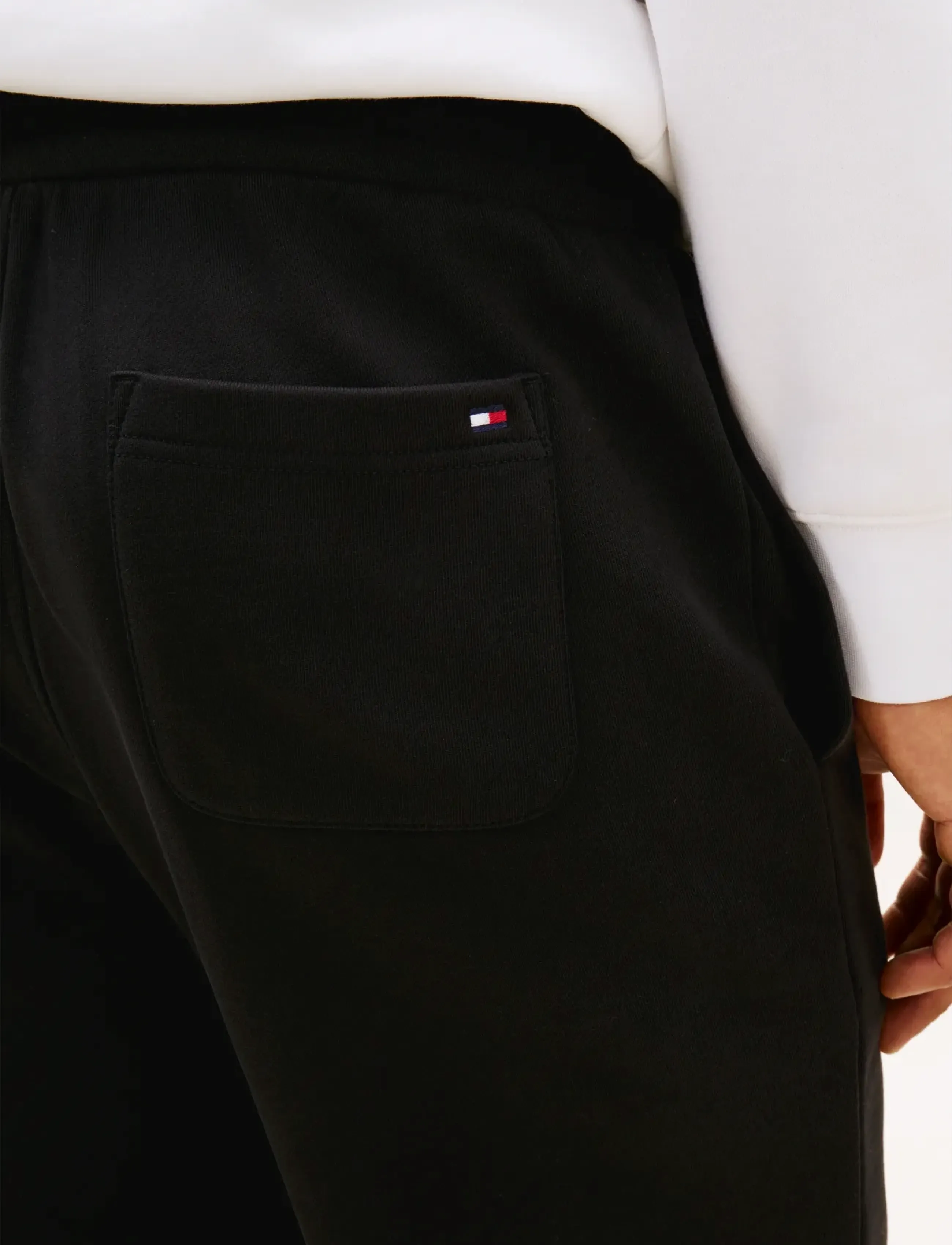 Tommy Hilfiger - TOMMY LOGO SWEATPANTS - jogginghosen - black - 5