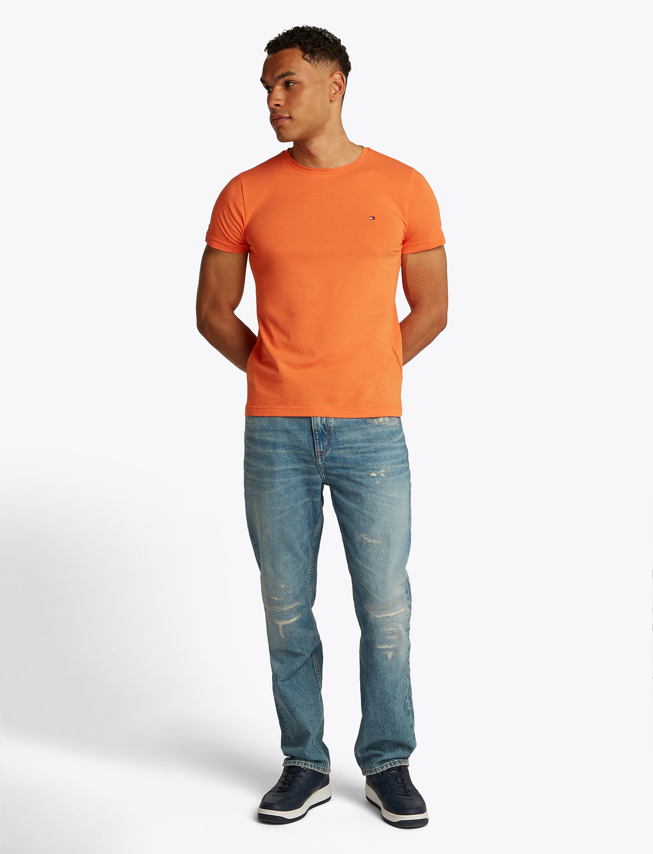 Tommy Hilfiger - STRETCH SLIM FIT TEE - kortærmede t-shirts - brilliant orange - 0