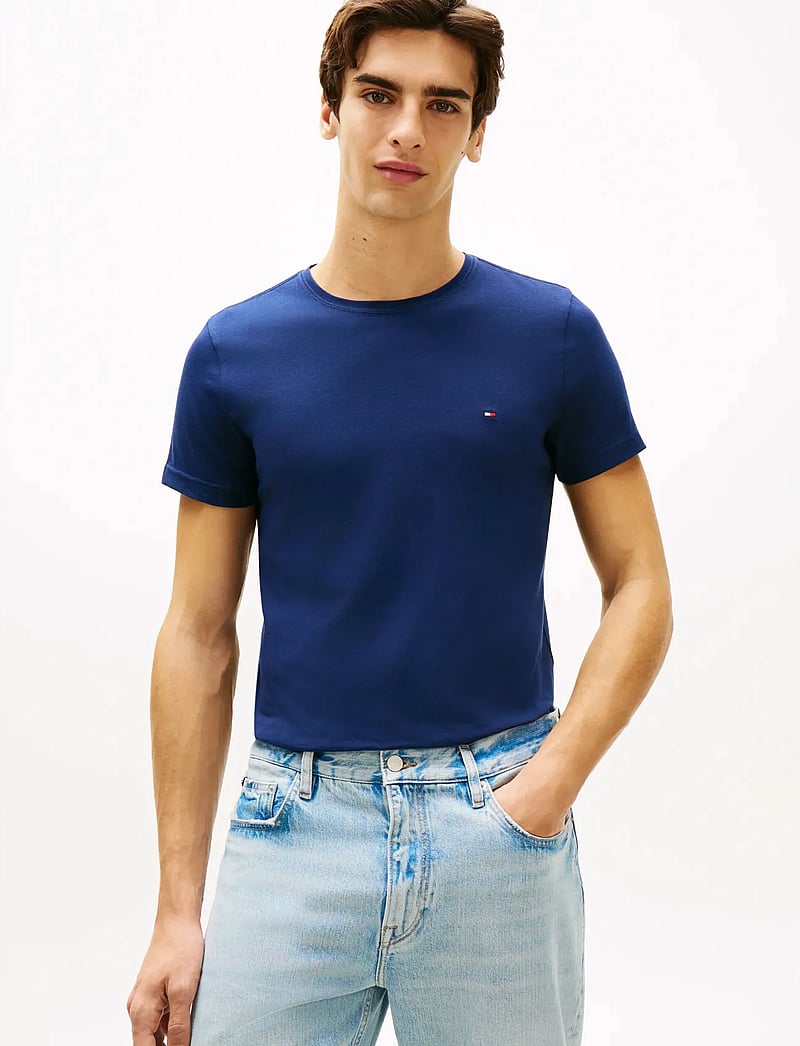 Tommy Hilfiger - STRETCH SLIM FIT TEE - kortærmede t-shirts - carbon navy - 0