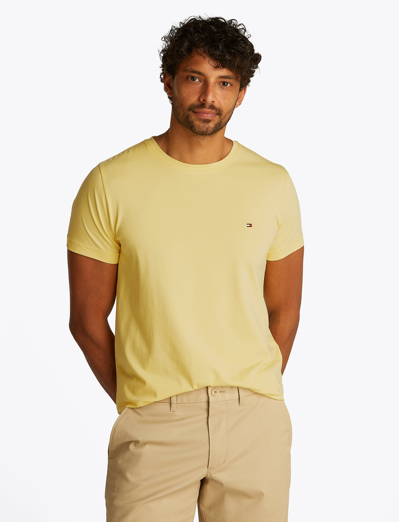 Tommy Hilfiger - STRETCH SLIM FIT TEE - kortärmade t-shirts - citronella - 0
