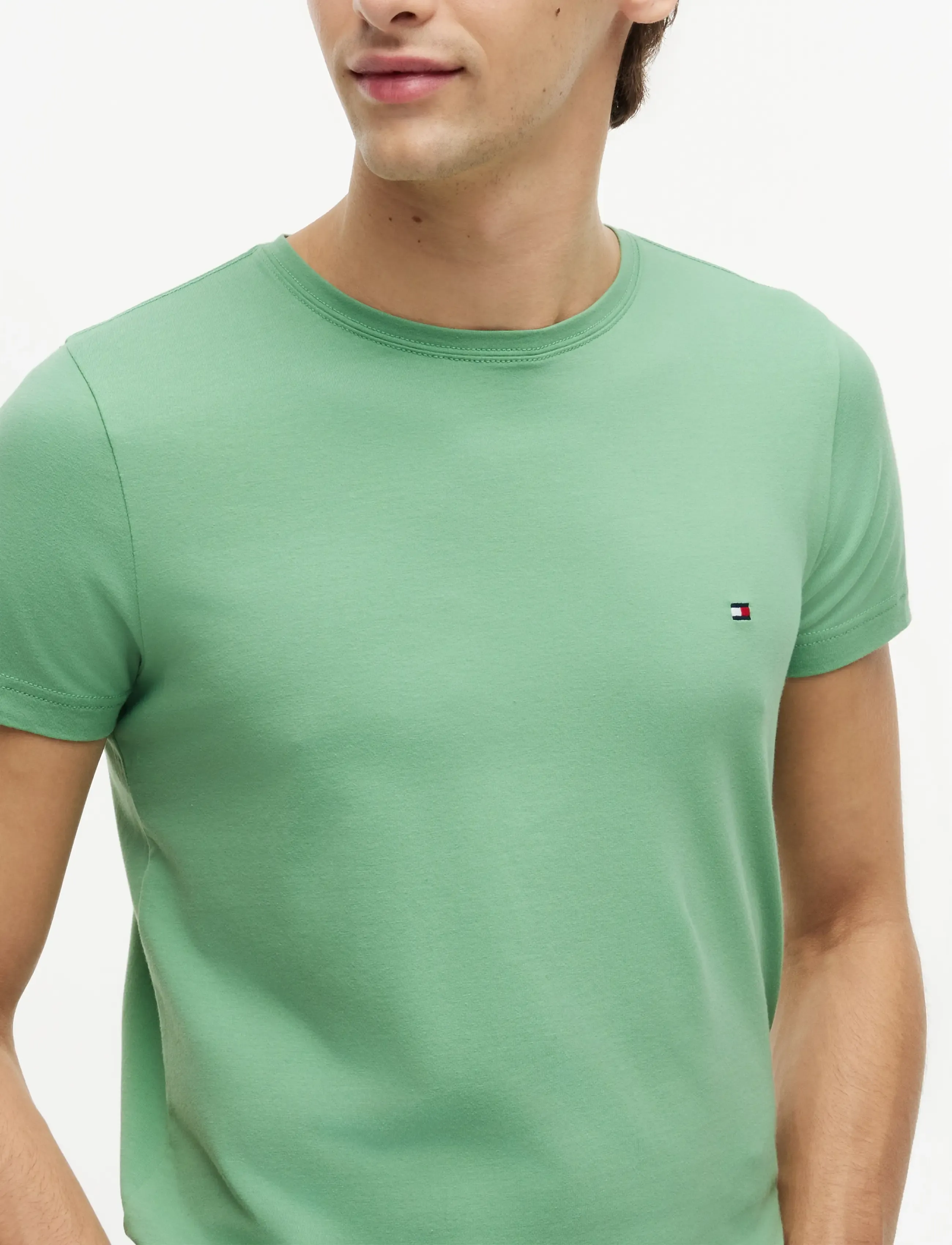 Tommy Hilfiger - STRETCH SLIM FIT TEE - kortärmade t-shirts - cut grass - 3