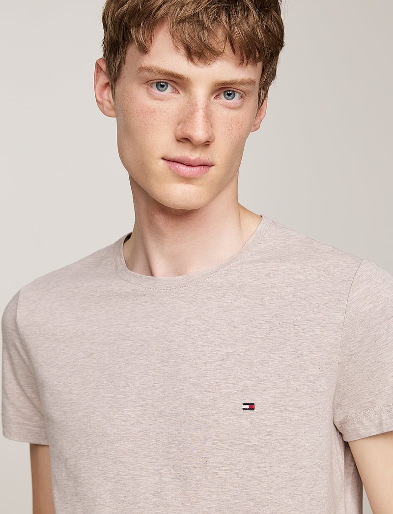 Tommy Hilfiger - STRETCH SLIM FIT TEE - t-shirts - heathered pebble - 2