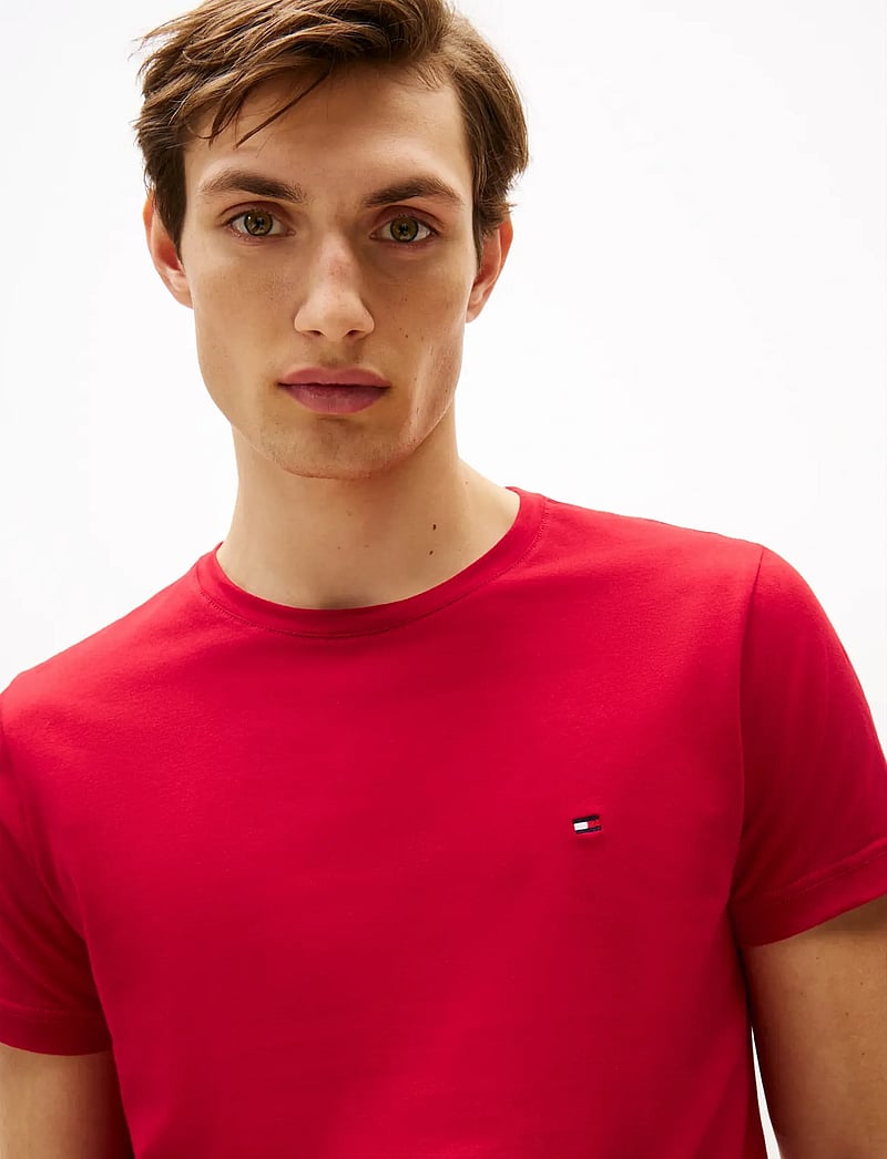 Tommy Hilfiger - STRETCH SLIM FIT TEE - kortærmede t-shirts - medium red - 5