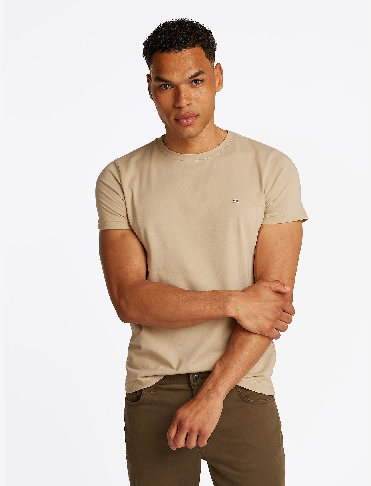 Tommy Hilfiger - STRETCH SLIM FIT TEE - kortärmade t-shirts - sandalwood - 0