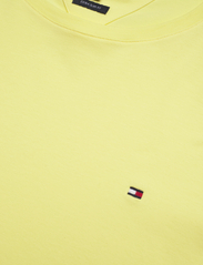 Tommy Hilfiger - STRETCH SLIM FIT TEE - lowest prices - yellow tulip - 2