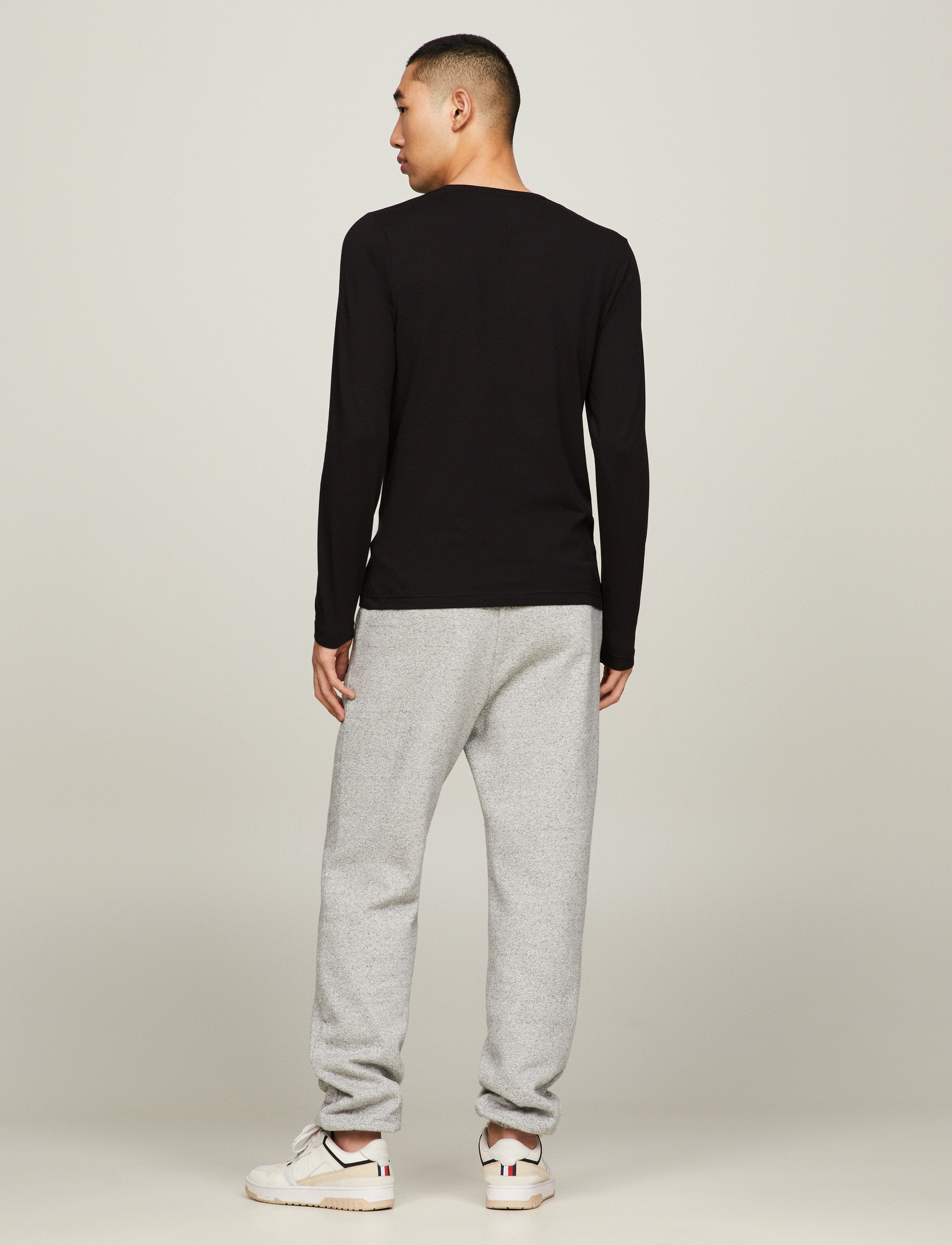 TOMMY HILFIGER Stretch Slim Fit Long Sleeve Tee långärmade t-shirts herr – bild 3