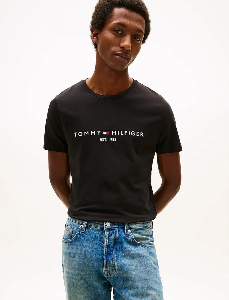 Tommy Hilfiger - CORE TOMMY LOGO TEE - kortærmede t-shirts - jet black - 5