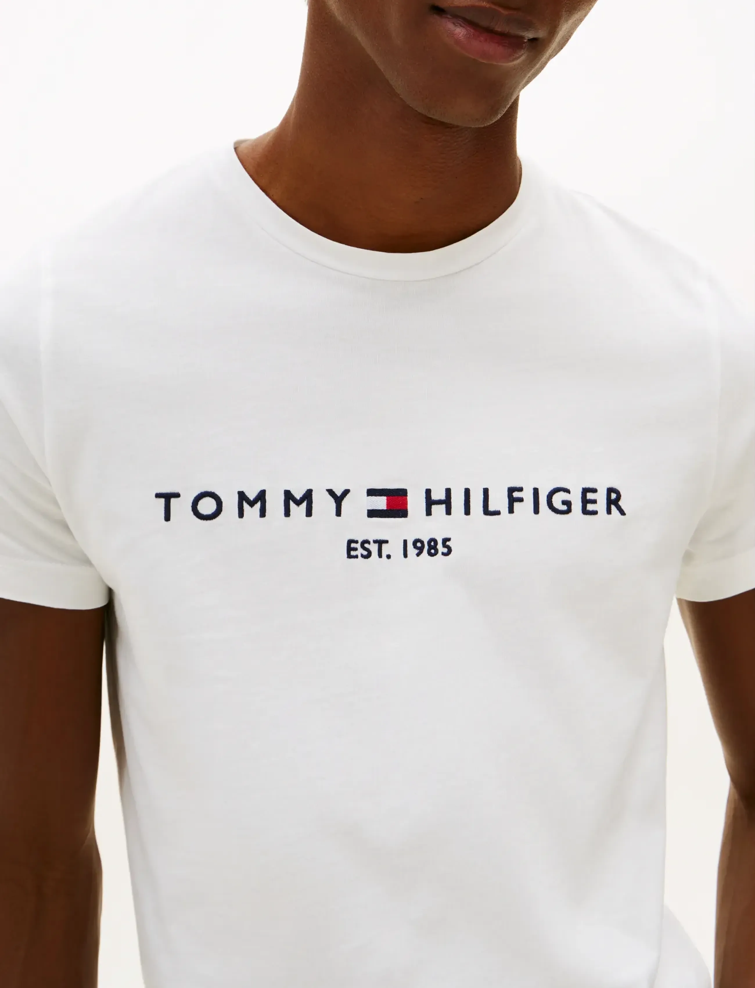 Tommy Hilfiger - CORE TOMMY LOGO TEE - marškinėliai - snow white - 4