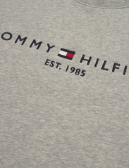 Tommy Hilfiger - TOMMY LOGO SWEATSHIRT - sweatshirts - light grey heather - 3