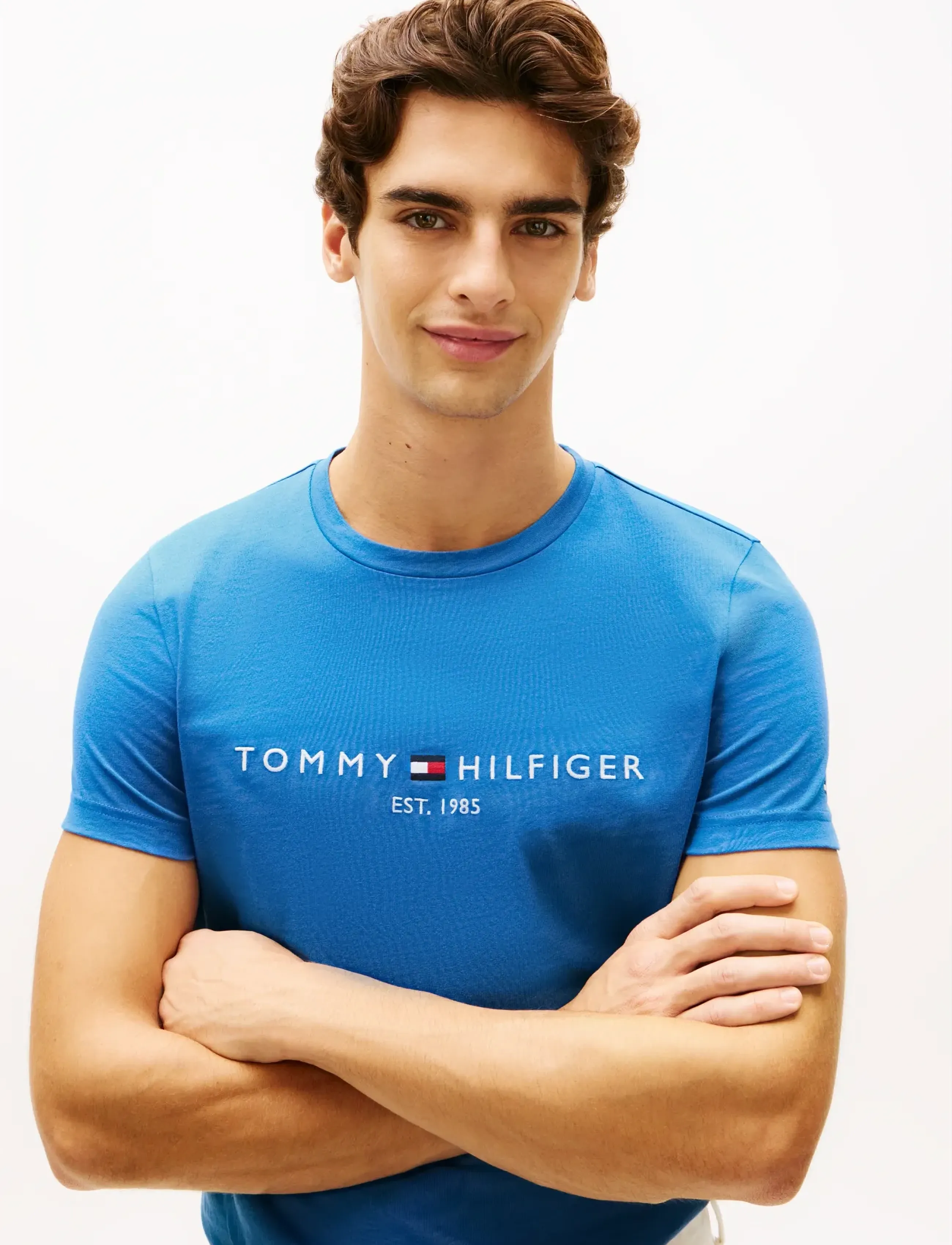 Tommy Hilfiger - TOMMY LOGO TEE - kortærmede t-shirts - blue orbit - 4