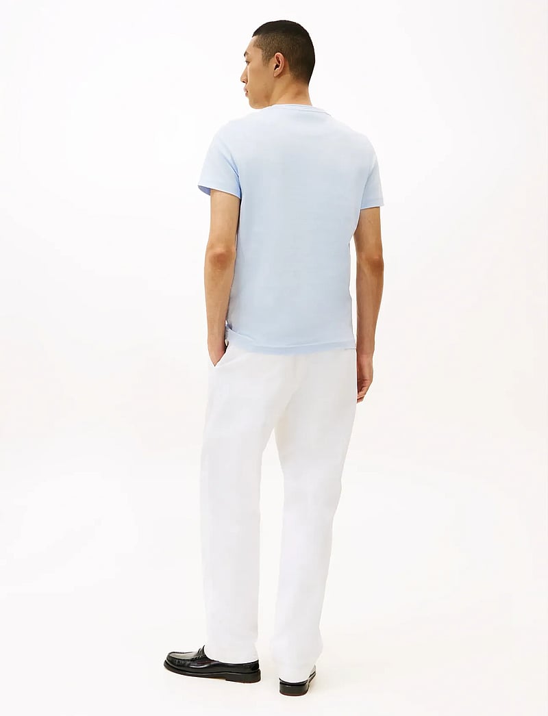 Tommy Hilfiger - TOMMY LOGO TEE - kortärmade t-shirts - breezy blue - 3