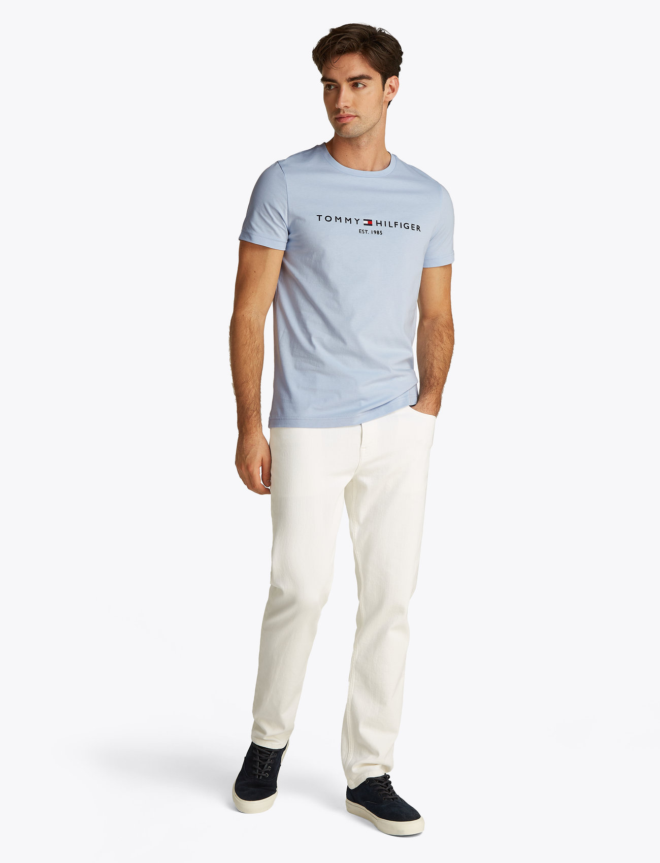 Tommy Hilfiger - TOMMY LOGO TEE - kortärmade t-shirts - breezy blue - 5