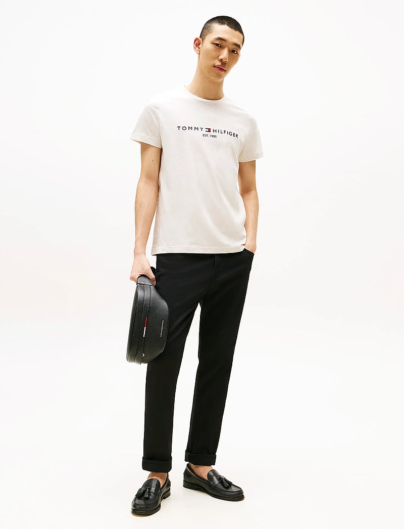 Tommy Hilfiger - TOMMY LOGO TEE - kortärmade t-shirts - heathered oatmilk - 3