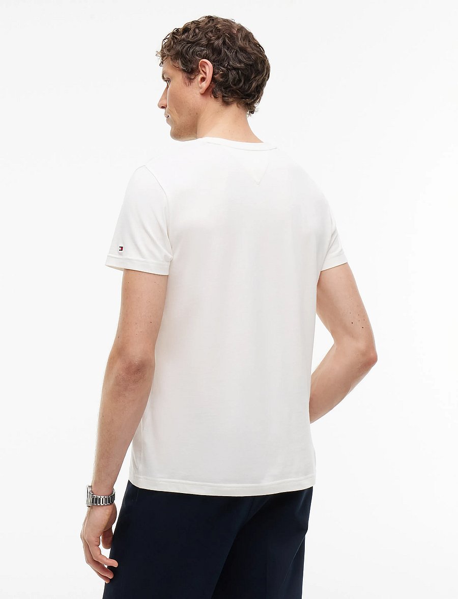 Tommy Hilfiger - TOMMY LOGO TEE - lühikeste varrukatega t-särgid - ivory petal tonal - 2