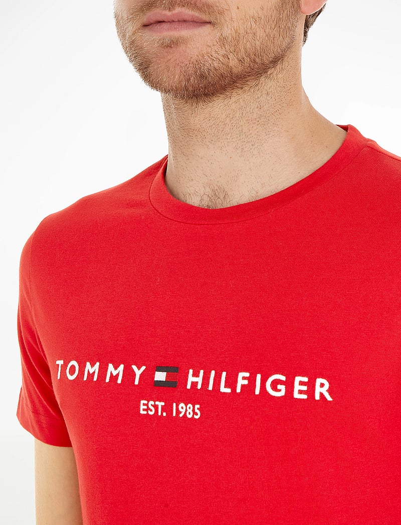 Tommy Hilfiger - TOMMY LOGO TEE - kortärmade t-shirts - primary red - 4