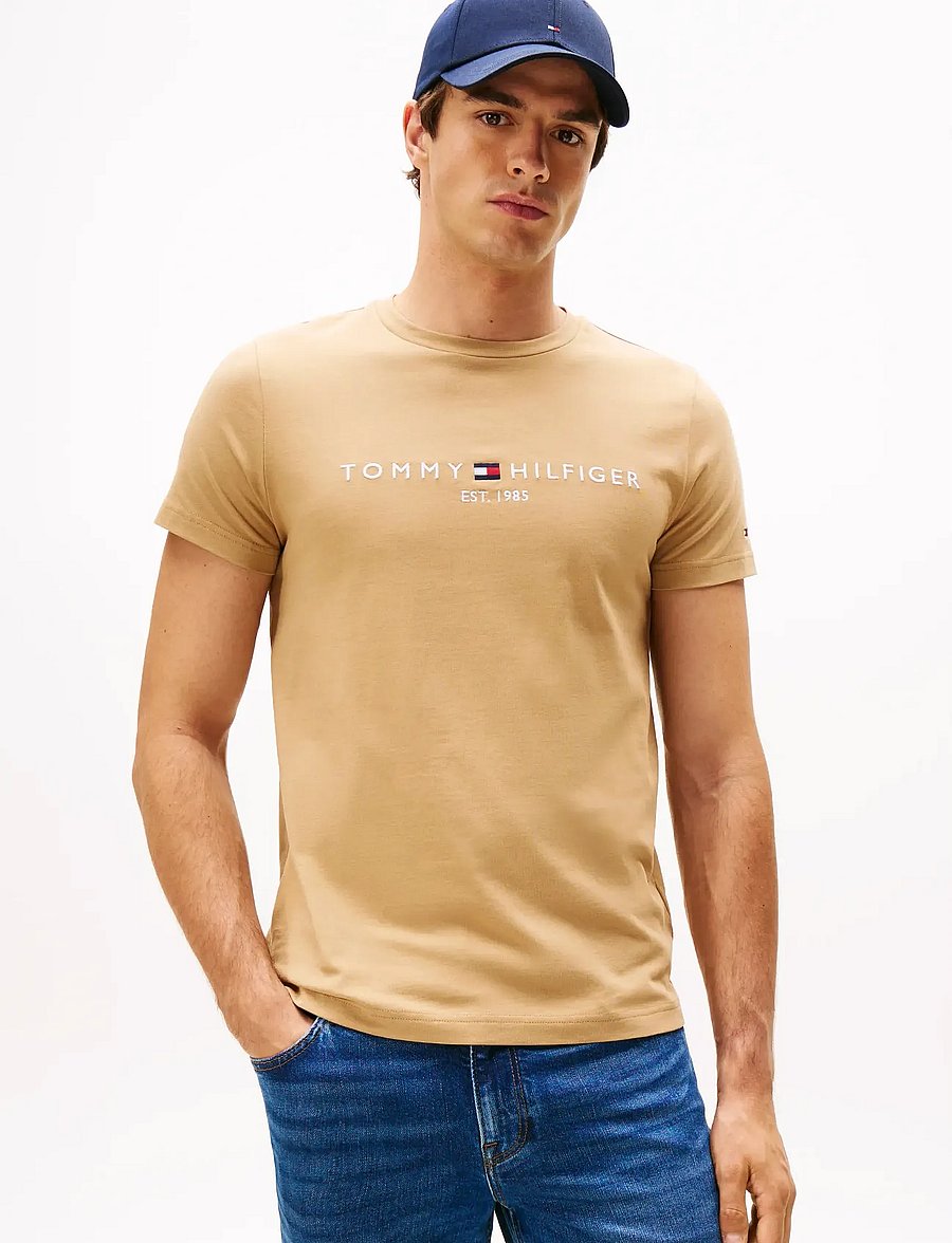 Tommy Hilfiger - TOMMY LOGO TEE - kurzärmelig - timeless camel - 0