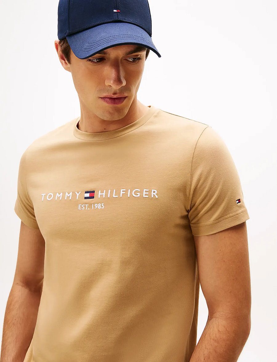 Tommy Hilfiger - TOMMY LOGO TEE - kurzärmelig - timeless camel - 4