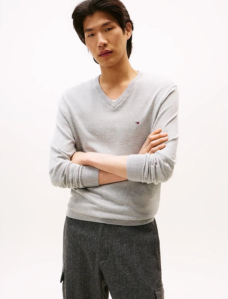 Tommy Hilfiger - ESSENTIAL COTTON V NECK - v-ausschnitt - light grey heather - 0