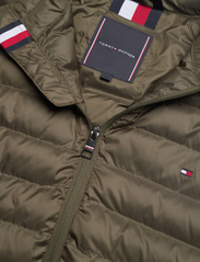 Tommy Hilfiger - PACKABLE RECYCLED VEST - vestid - army green - 2