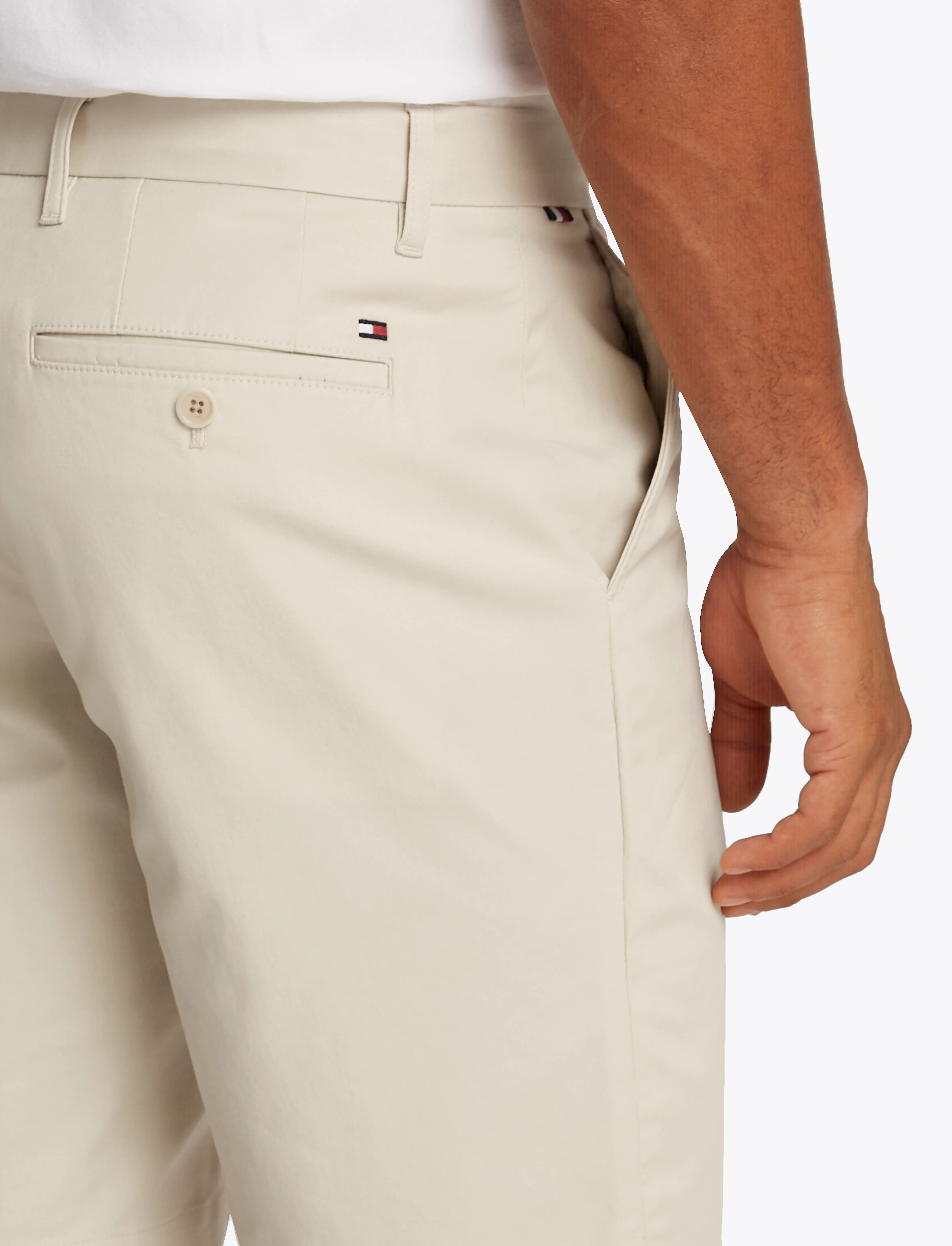 Tommy Hilfiger - HARLEM SHORT 1985 - casual shorts - newsprint - 2