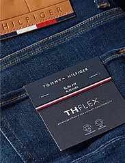 Tommy Hilfiger - SLIM BLEECKER PSTR JAVA INDIGO - džinsa bikses ar tievām starām - java indigo - 5