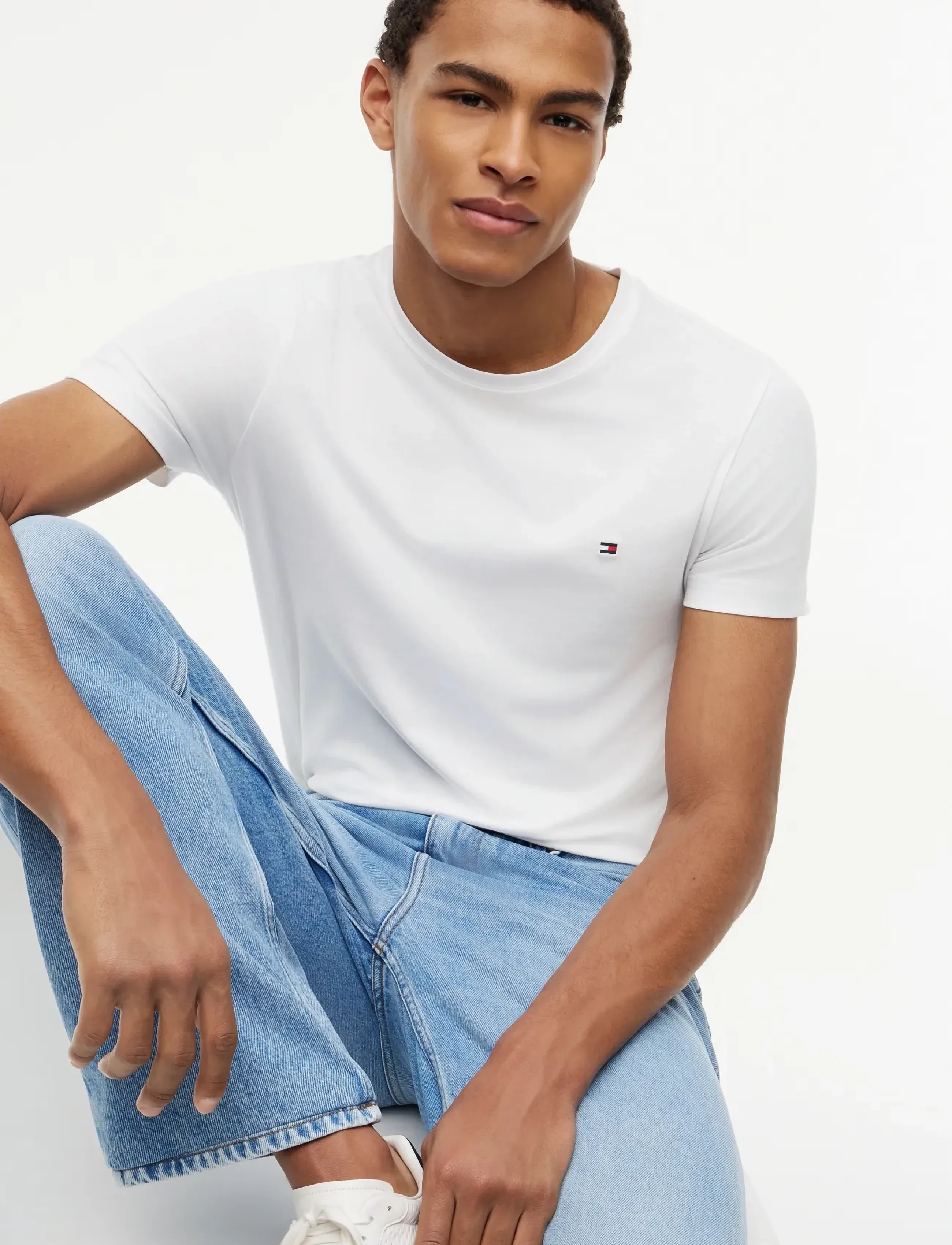 Tommy Hilfiger - CORE STRETCH SLIM C-NECK TEE - lühikeste varrukatega t-särgid - white - 4