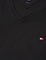 Tommy Hilfiger - CORE STRETCH SLIM V-NECK TEE - basic t-shirts - black - 3