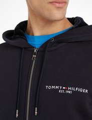 Tommy Hilfiger - TOMMY LOGO FUR LINED HOODY - kapuzenpullover - desert sky - 4