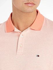 Tommy Hilfiger - MOULINE TIPPED SLIM POLO - short-sleeved polos - weathered white /peach dusk mouline - 5