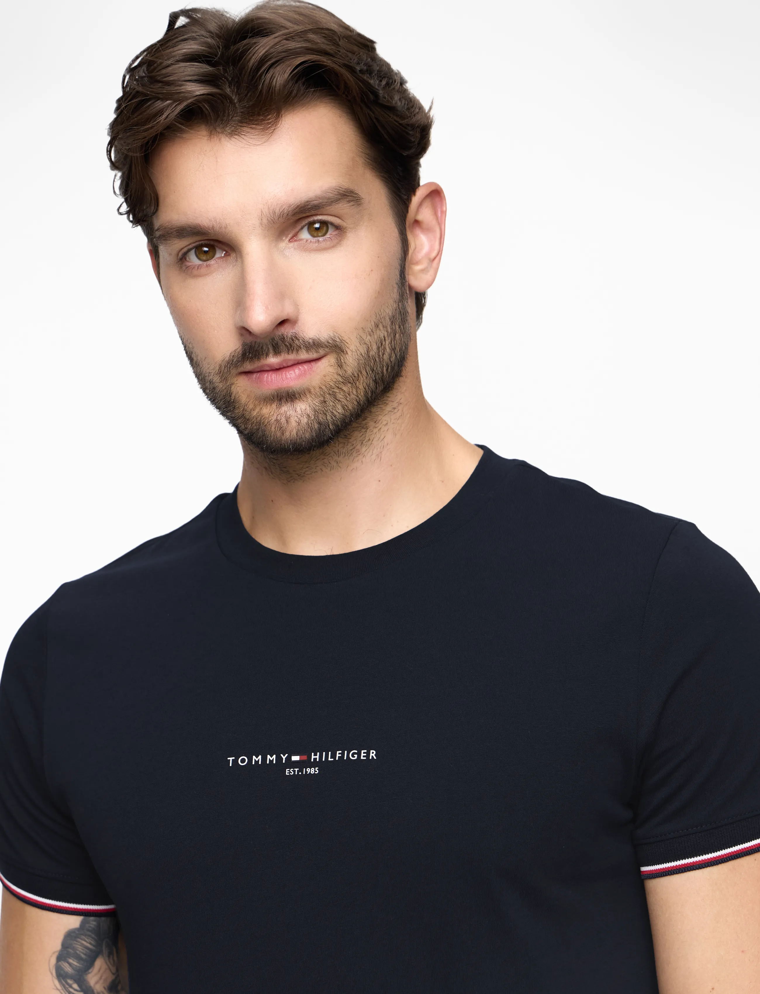 TOMMY HILFIGER Tommy Logo Tipped Tee t-shirts - bas herr – bild 8