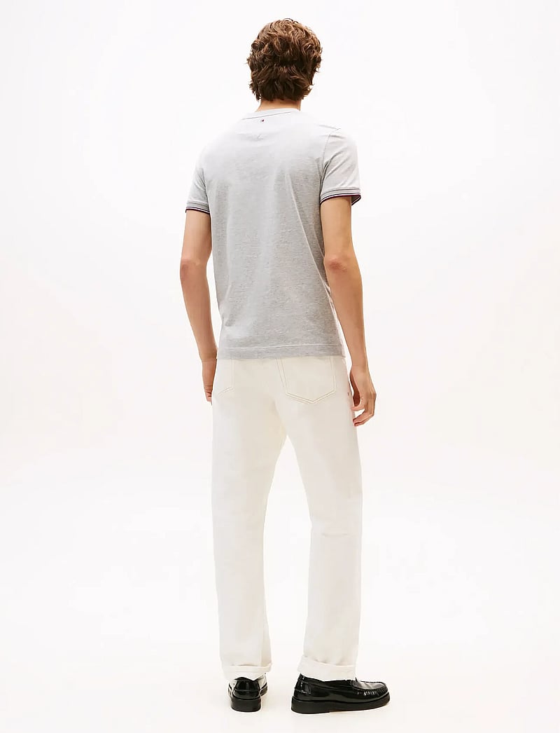 Tommy Hilfiger - TOMMY LOGO TIPPED TEE - kortärmade t-shirts - light grey heather - 3