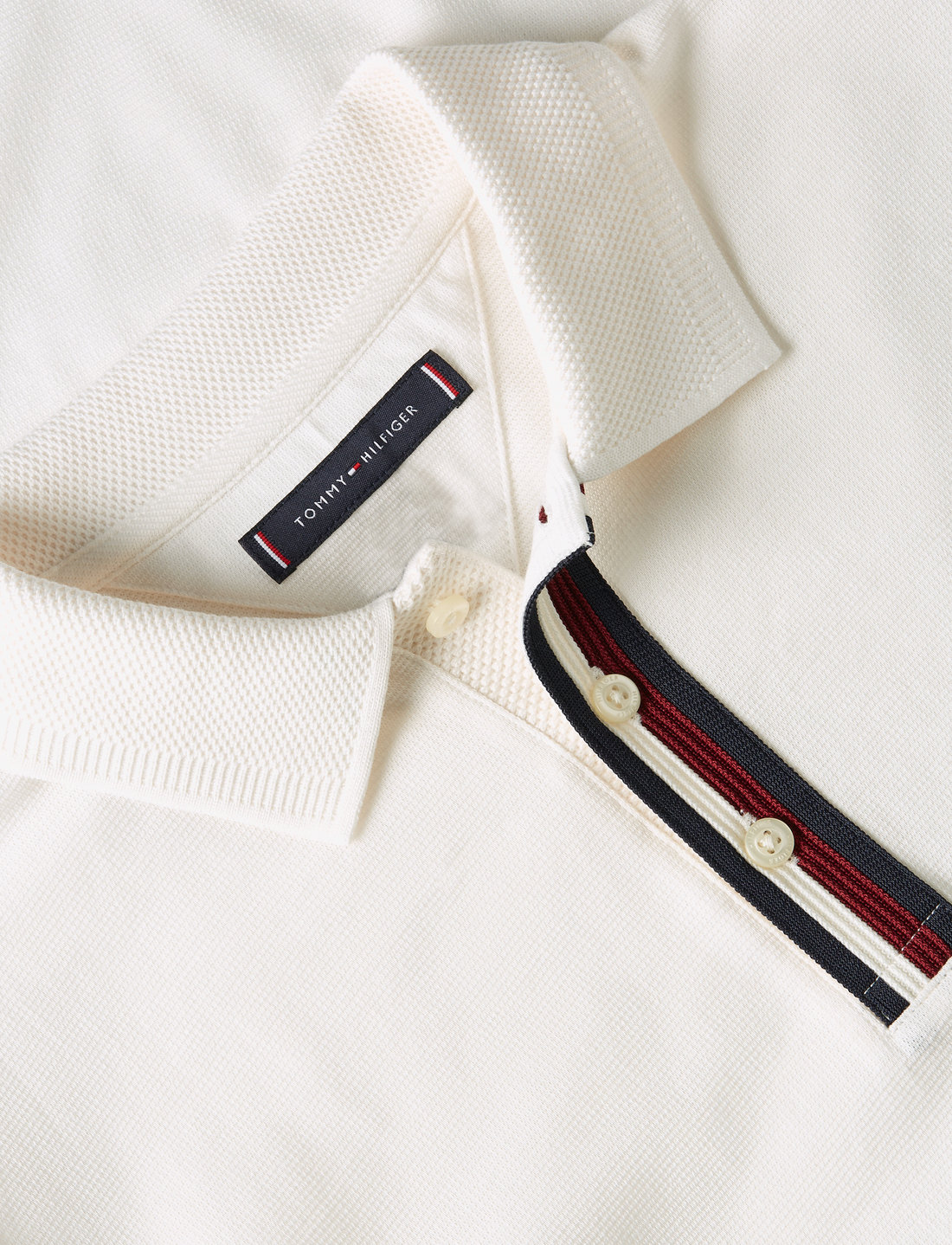 Bold sales tommy hilfiger