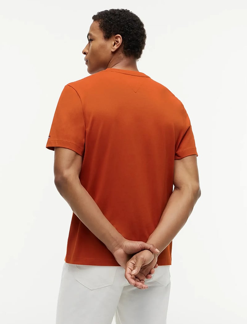 Tommy Hilfiger - SCRIPT LOGO TEE - kortærmede t-shirts - rusty ochre - 2