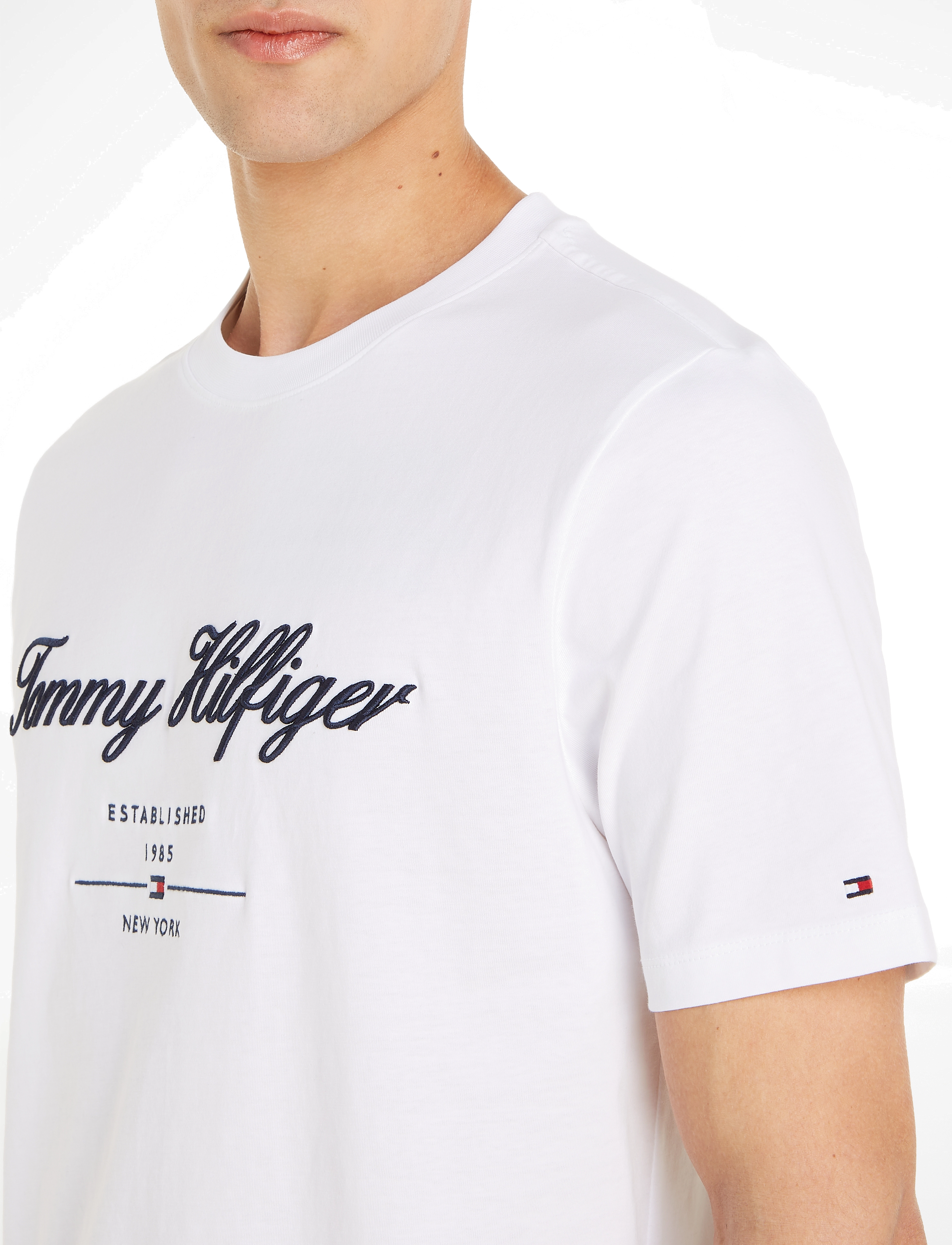 Tommy Hilfiger - SCRIPT LOGO TEE - kortærmede t-shirts - white - 4