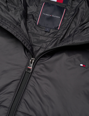Tommy Hilfiger - PACKABLE RECYCLED QUILT HDD JKT - winter jackets - black - 3