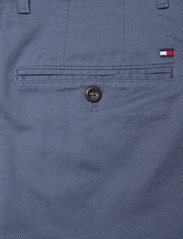 Tommy Hilfiger - CHINO DENTON PRINTED STRUCTURE - chinot - aegean sea - 4