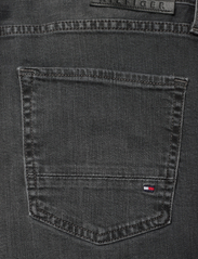 Tommy Hilfiger - STRAIGHT DENTON STR SALTON BLK - regular jeans - salton black - 4