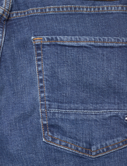Tommy Hilfiger - STRAIGHT DENTON STR MANDALL IND - regular jeans - mandall indigo - 4