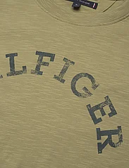 Tommy Hilfiger - HILFIGER ARCHED TEE - short-sleeved t-shirts - faded olive - 2