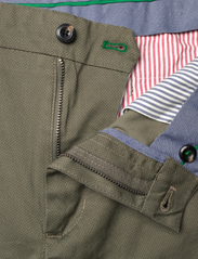 Tommy Hilfiger - HARLEM PRINTED STRUCTURE - chinos shorts - army green - 3