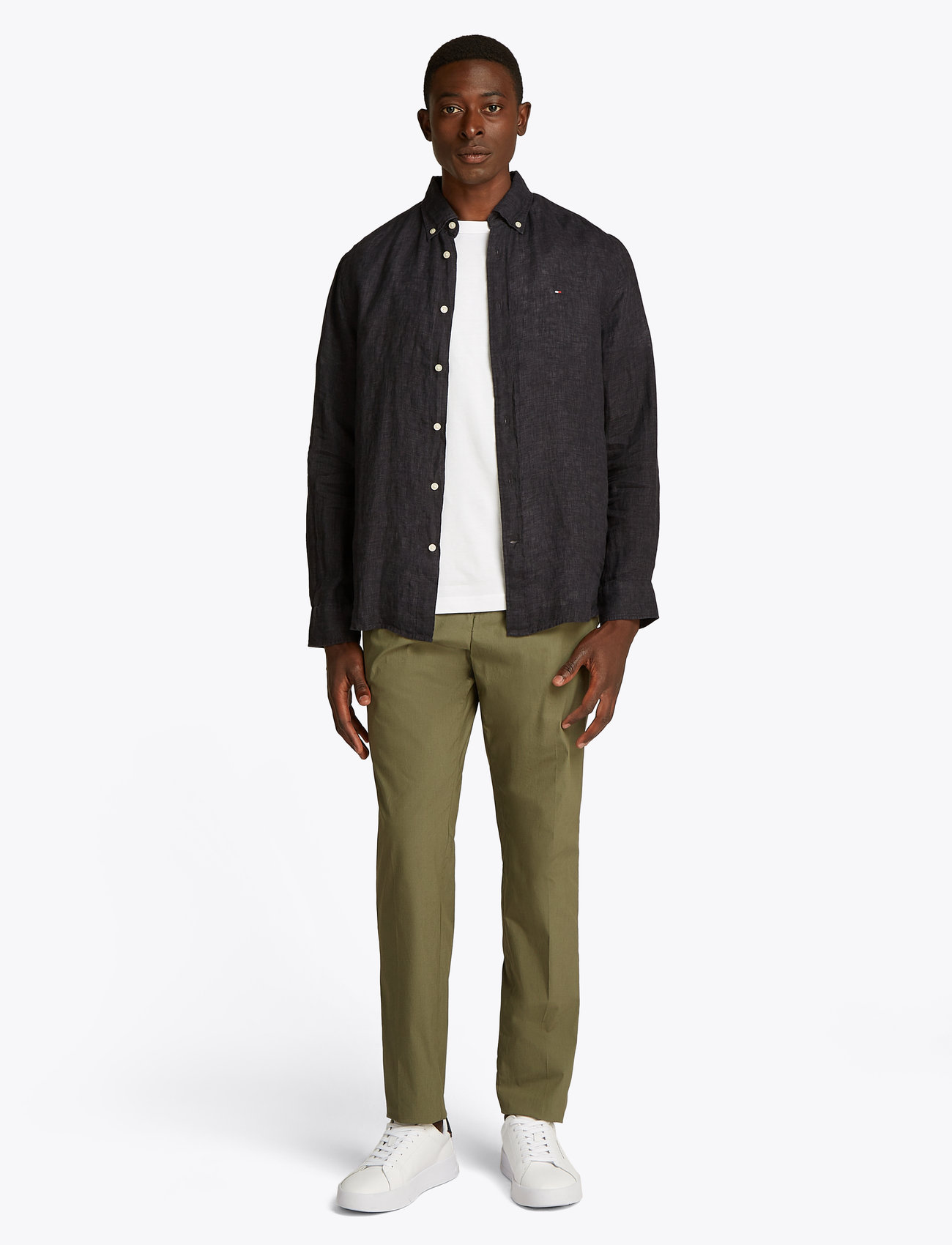 Tommy Hilfiger - PIGMENT DYED LI SOLID RF SHIRT - basic skjorter - black - 0