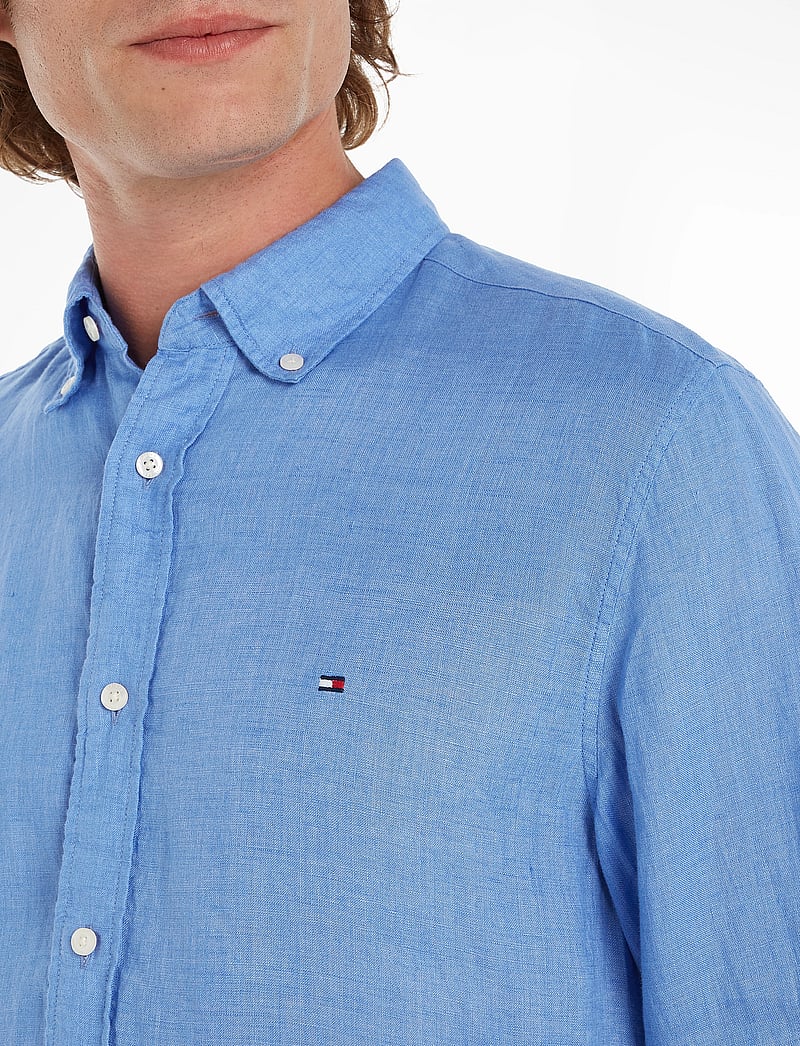 Tommy Hilfiger - PIGMENT DYED LI SOLID RF SHIRT - hørskjorter - blue spell - 3