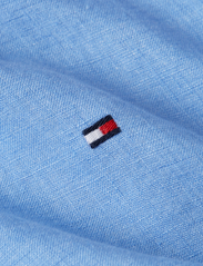 Tommy Hilfiger - PIGMENT DYED LI SOLID RF SHIRT - casual overhemden - blue spell - 5