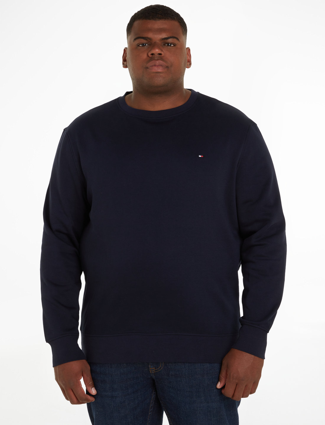 Tommy hilfiger chest flag best sale logo sweatshirt