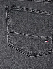 Tommy Hilfiger - REGULAR MERCER STR WALLIS BLK - regular piegriezuma džinsa bikses - wallis black - 4