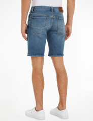 Tommy Hilfiger - BROOKLYN SHORT STR BOSTON IND - jeans shorts - boston indigo - 2